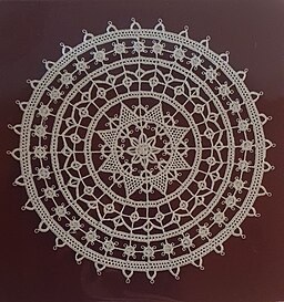 Zdjęcie opublikowane na podst. licencji Creative Commons, pobrane z wikipedii dn. 5/11/2025